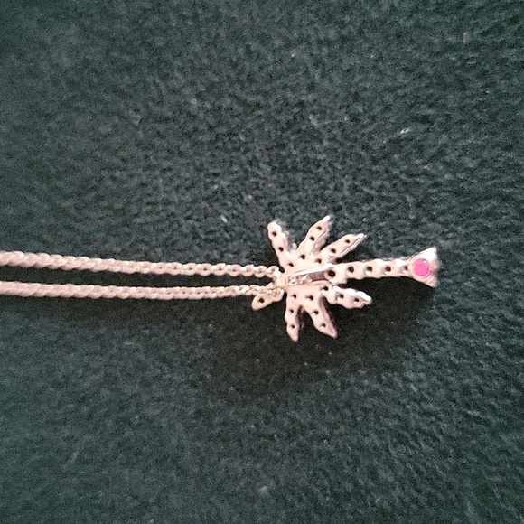 Authentic Roberto Coin Small Diamond Palm Tree - Picture 3 of 4